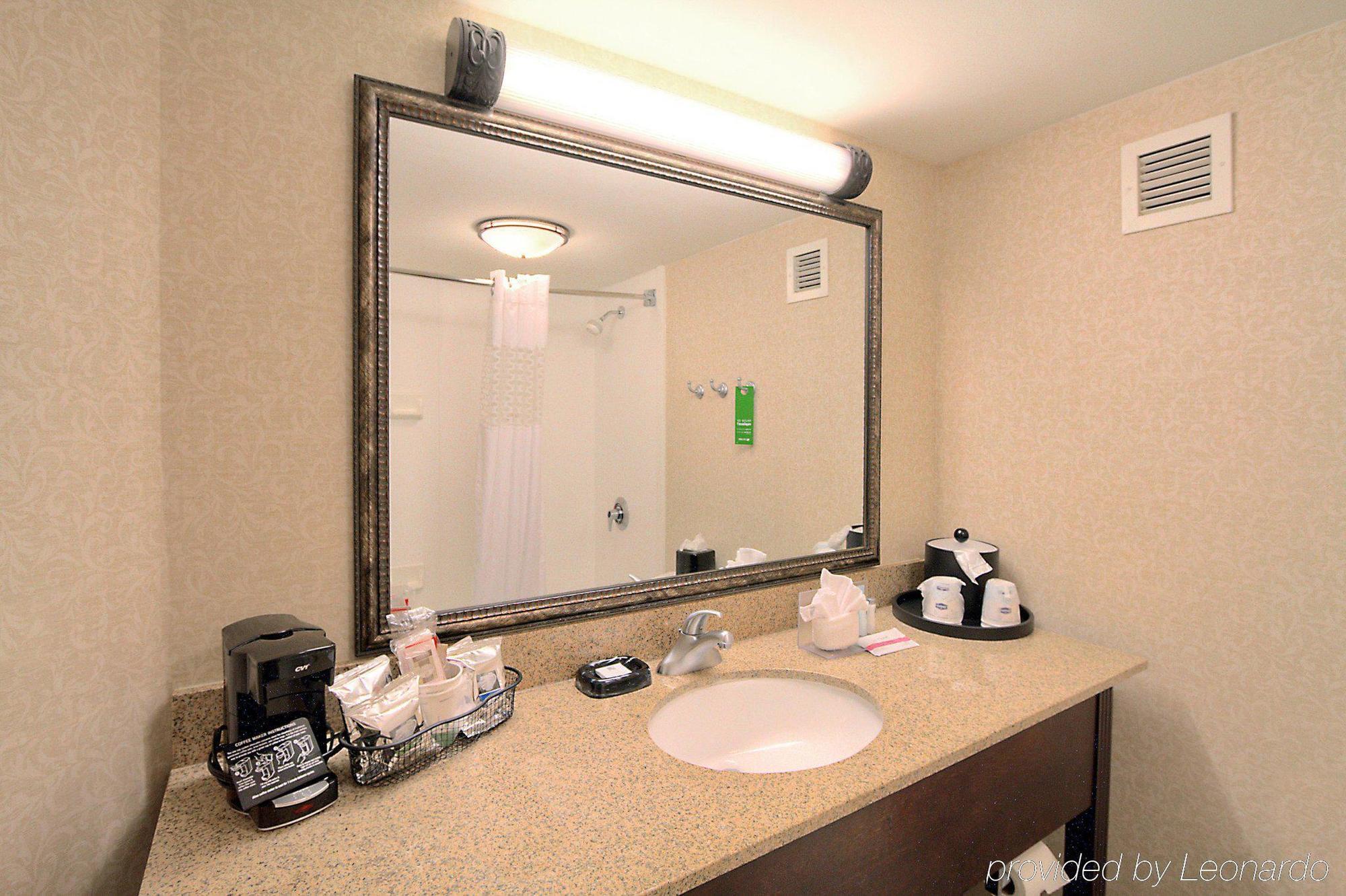Hampton Inn Charlotte University Place Zimmer foto